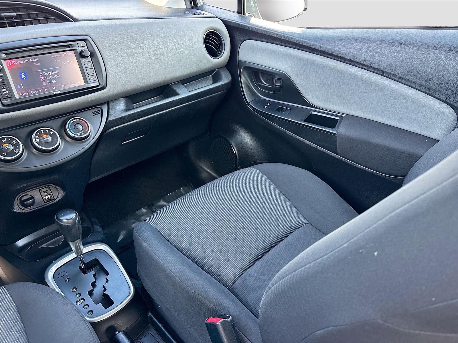 2017 Toyota Yaris 5-Door L