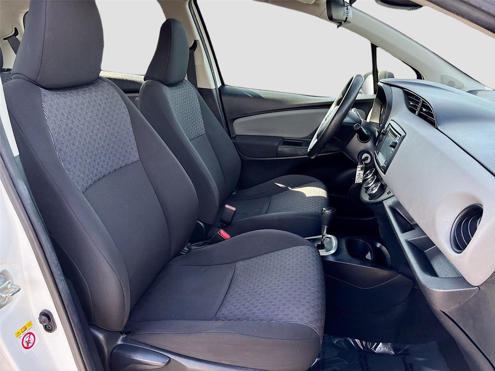 2017 Toyota Yaris 5-Door L