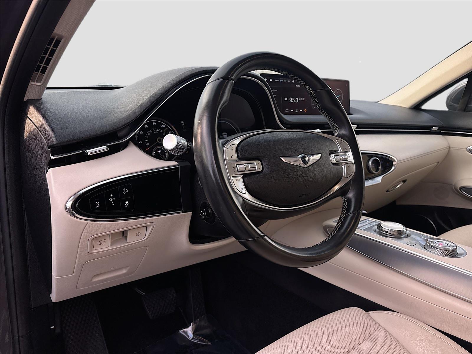 2022 Genesis GV70 2.5T