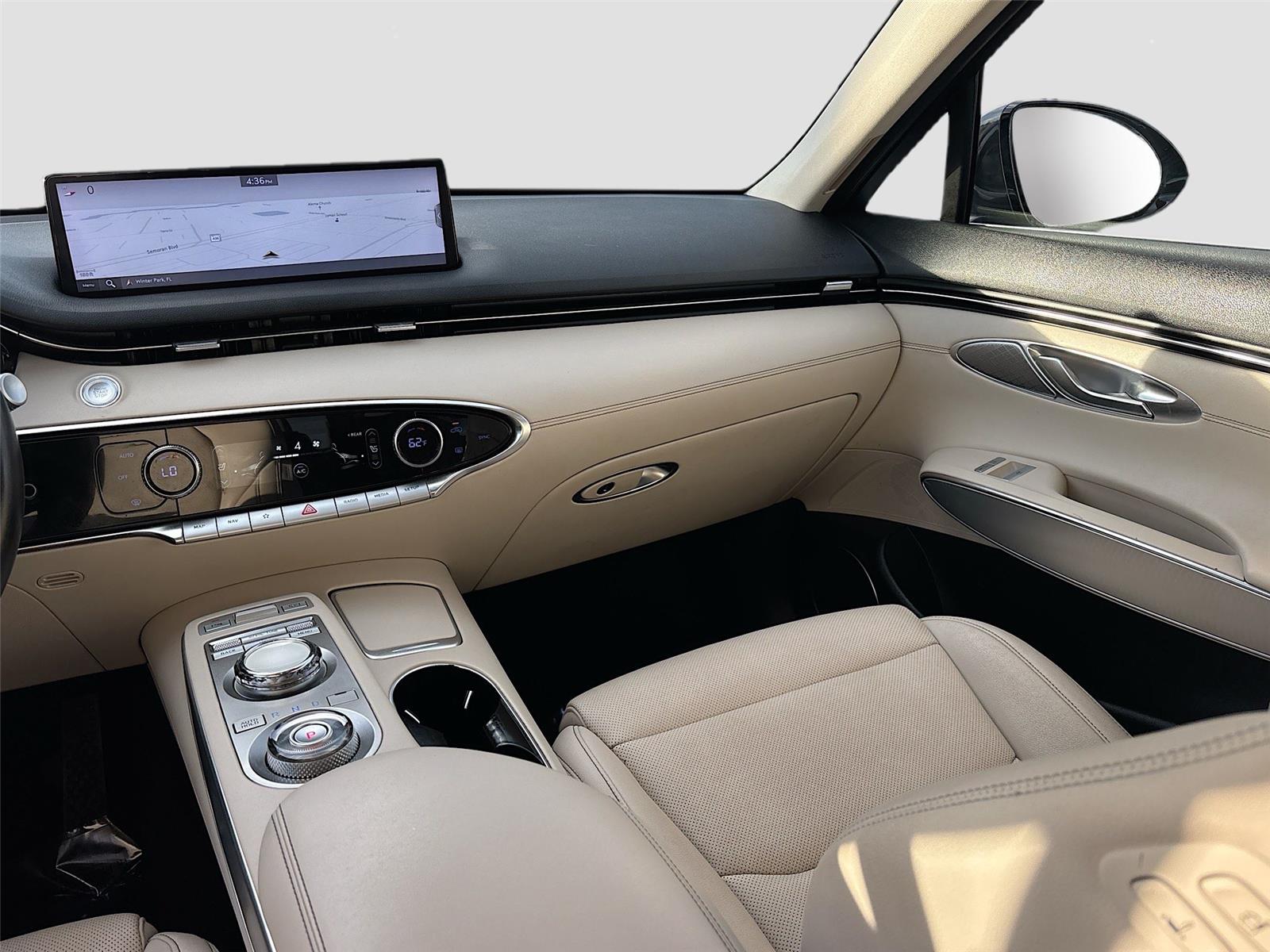 2022 Genesis GV70 2.5T