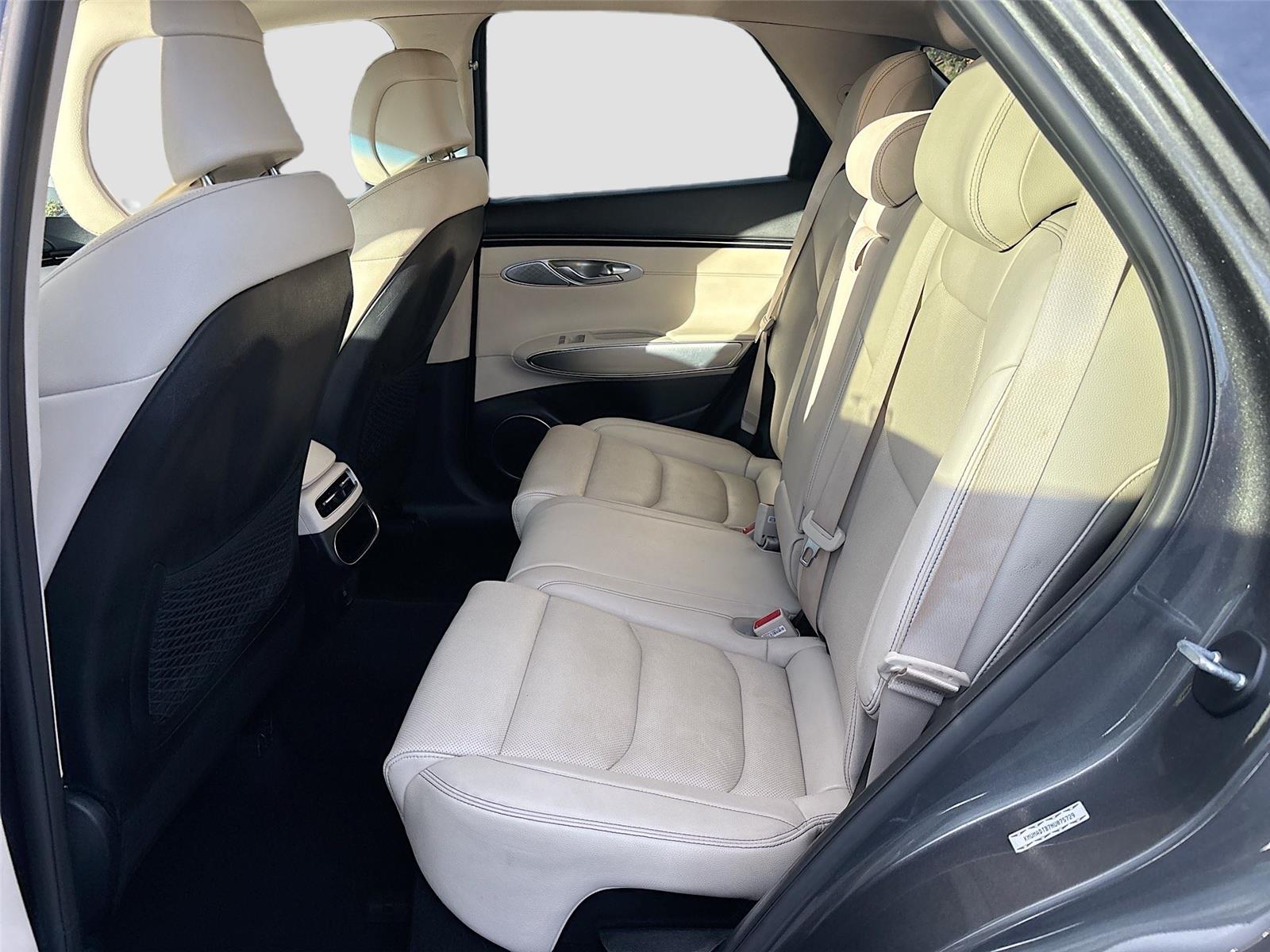 2022 Genesis GV70 2.5T