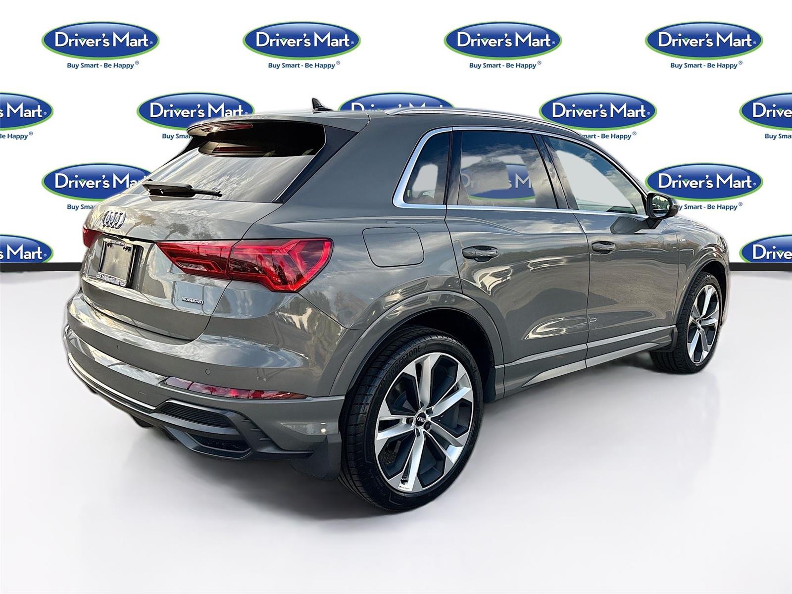 2019 Audi Q3 S line Premium Plus