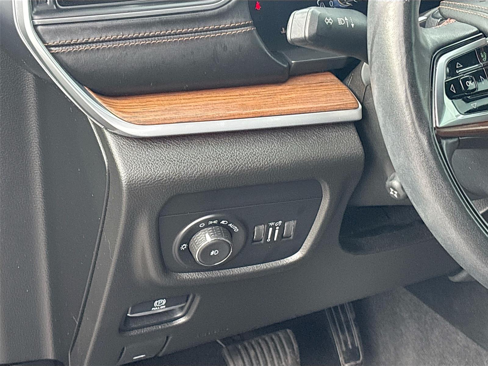 2021 Jeep Grand Cherokee L Summit