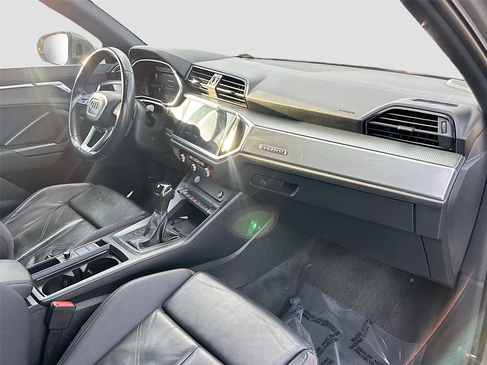 2019 Audi Q3 S line Premium Plus