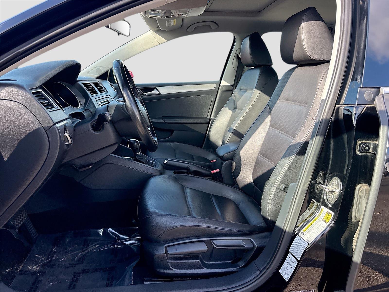 2015 Volkswagen Jetta Sedan 1.8T SE w/Connectivity