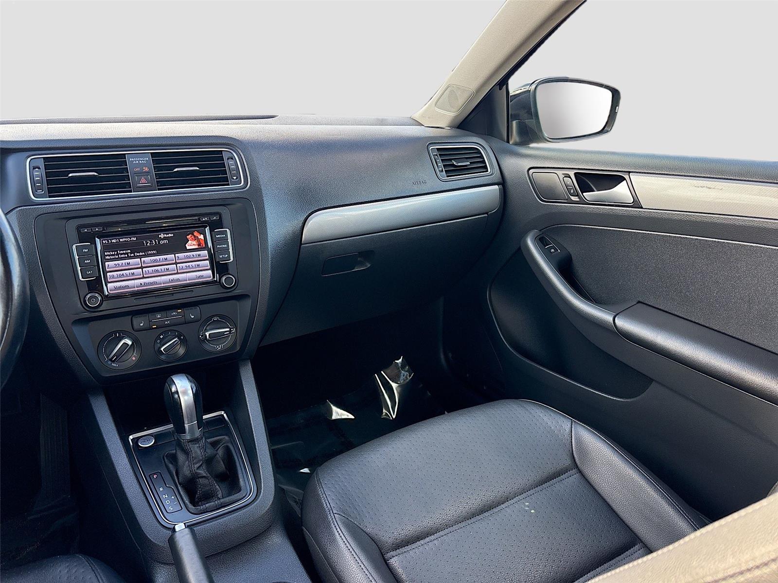 2015 Volkswagen Jetta Sedan 1.8T SE w/Connectivity