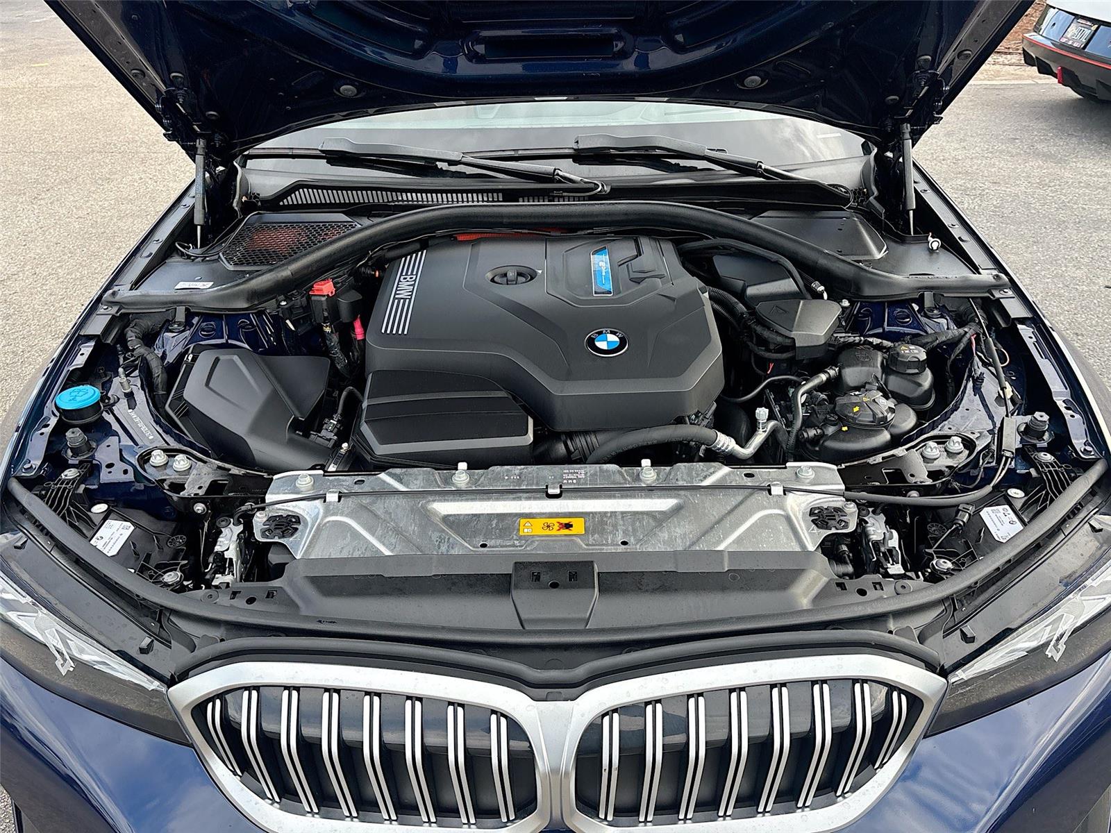 2023 BMW 3 Series 330e