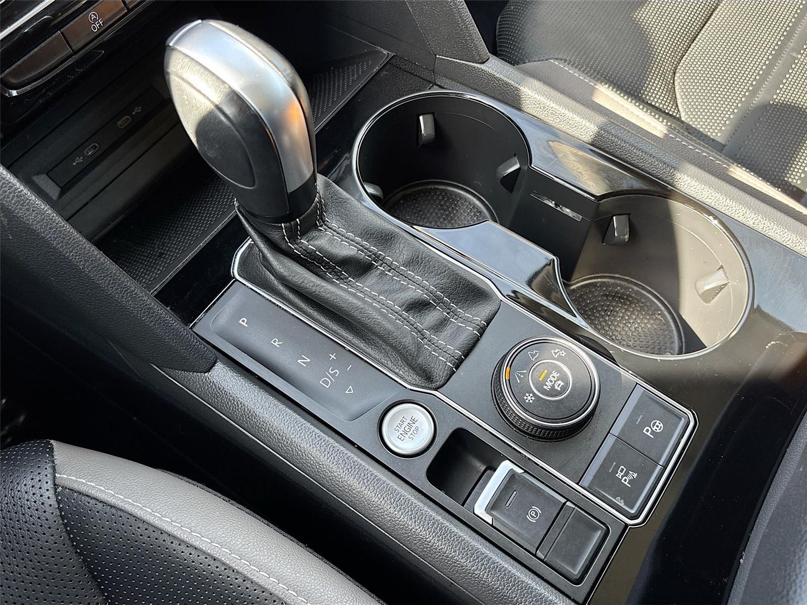 2021 Volkswagen Atlas 3.6L V6 SEL Premium R-Line