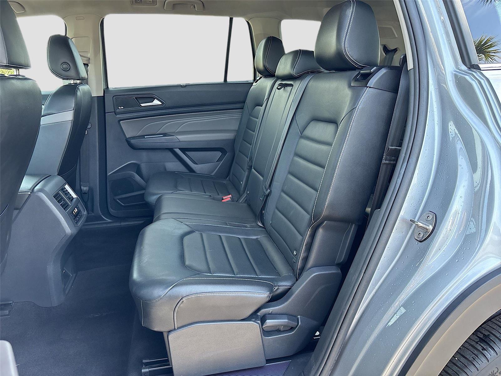 2021 Volkswagen Atlas 3.6L V6 SEL Premium R-Line