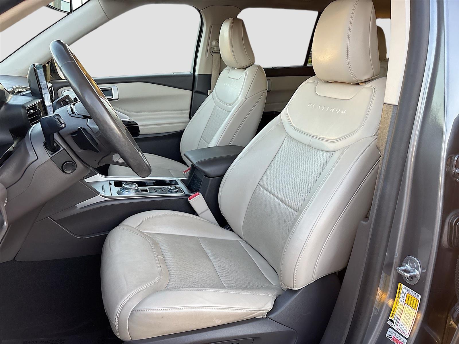 2021 Ford Explorer Platinum