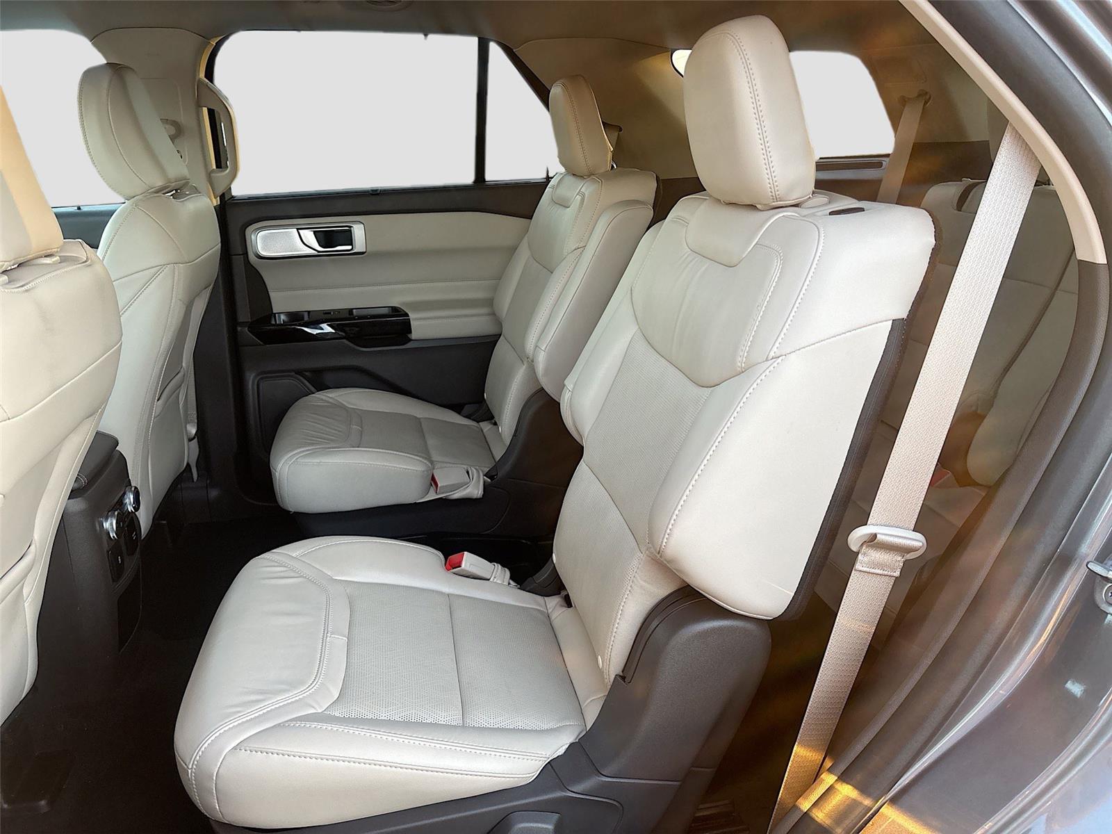 2021 Ford Explorer Platinum