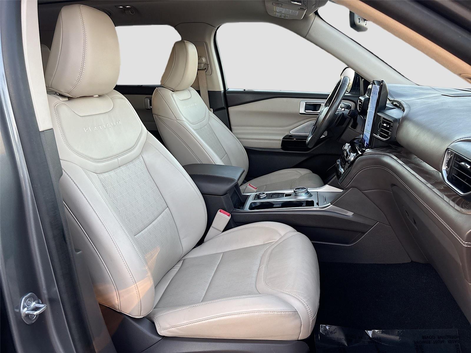 2021 Ford Explorer Platinum