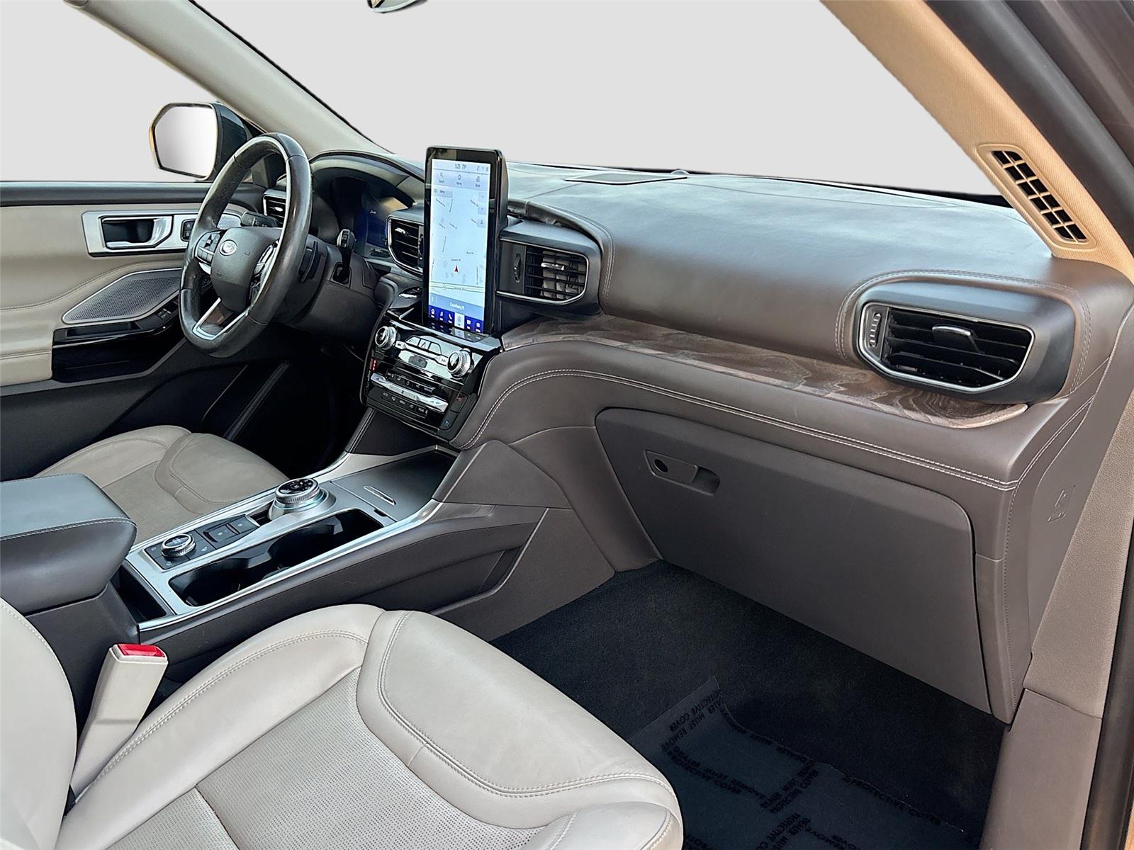 2021 Ford Explorer Platinum