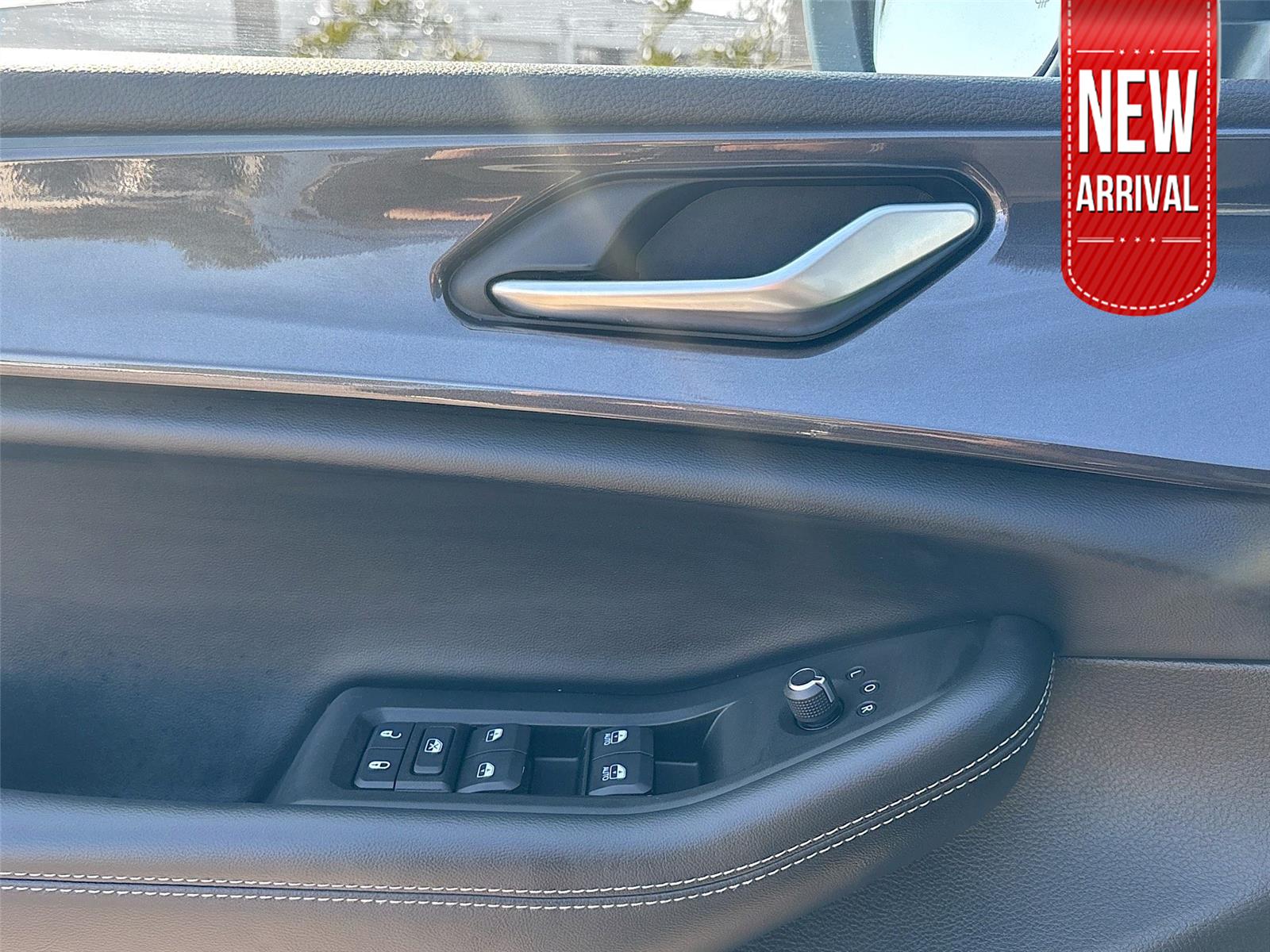 2021 Jeep Grand Cherokee L Laredo