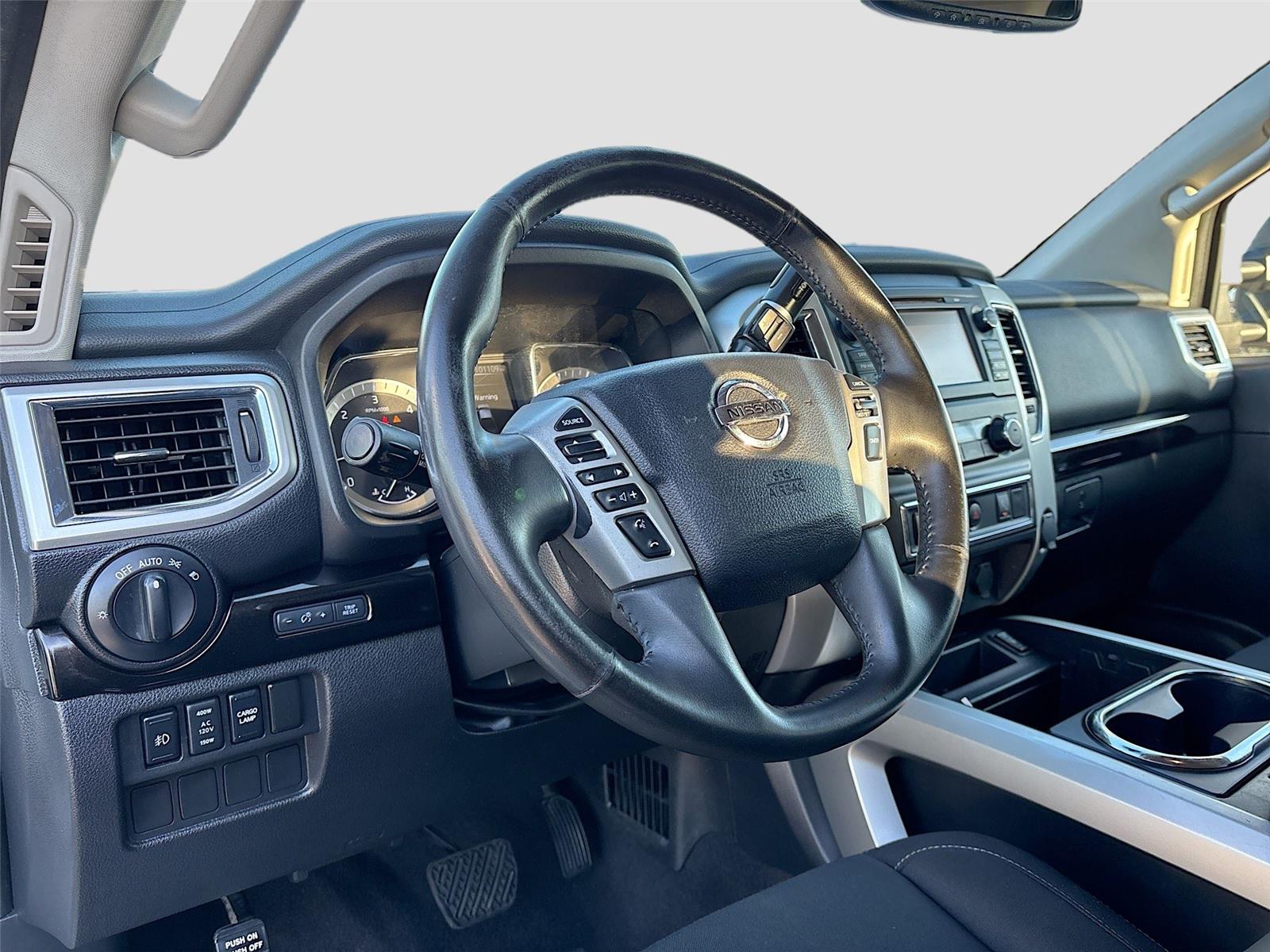 2017 Nissan Titan XD SV