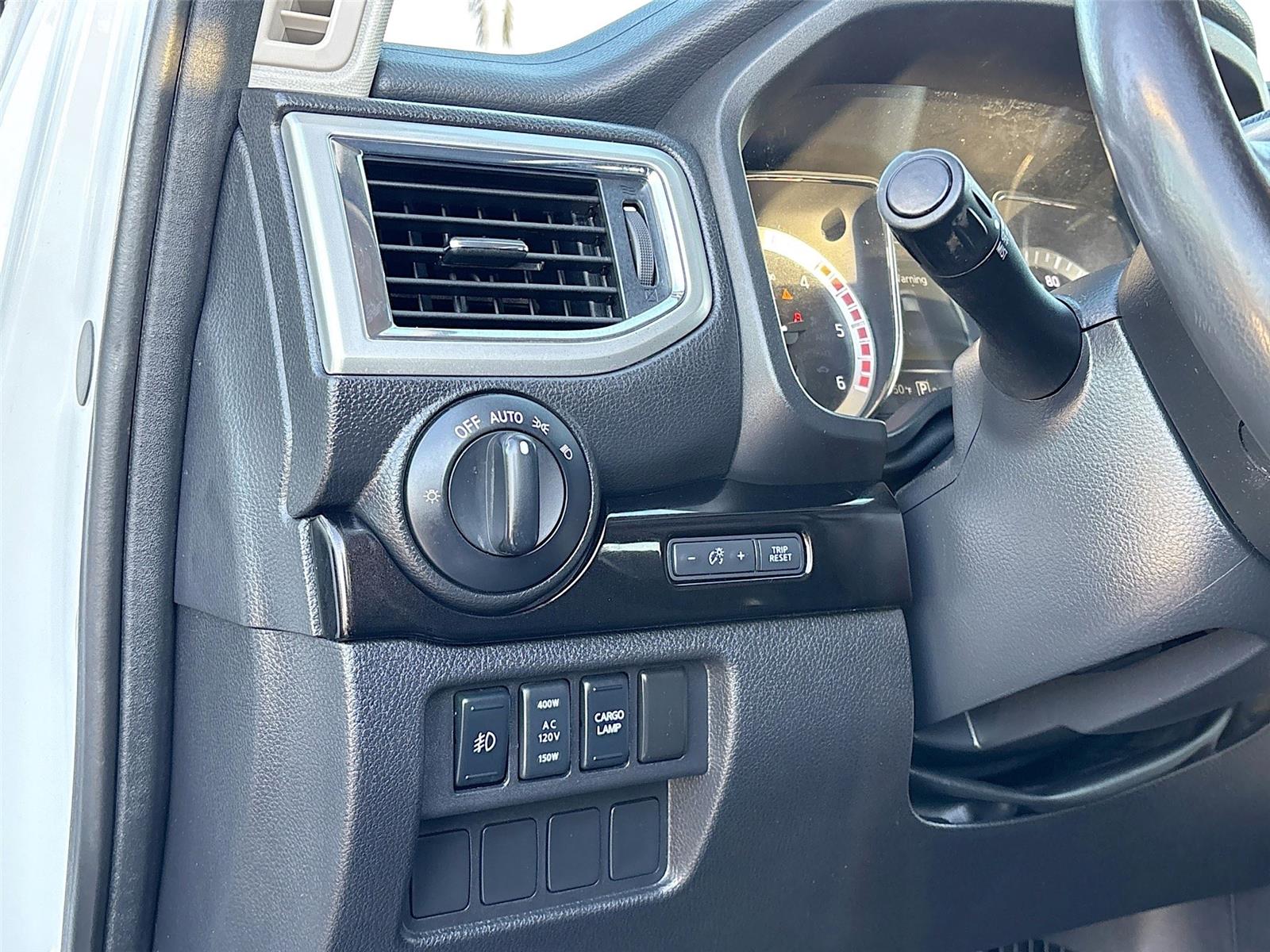 2017 Nissan Titan XD SV