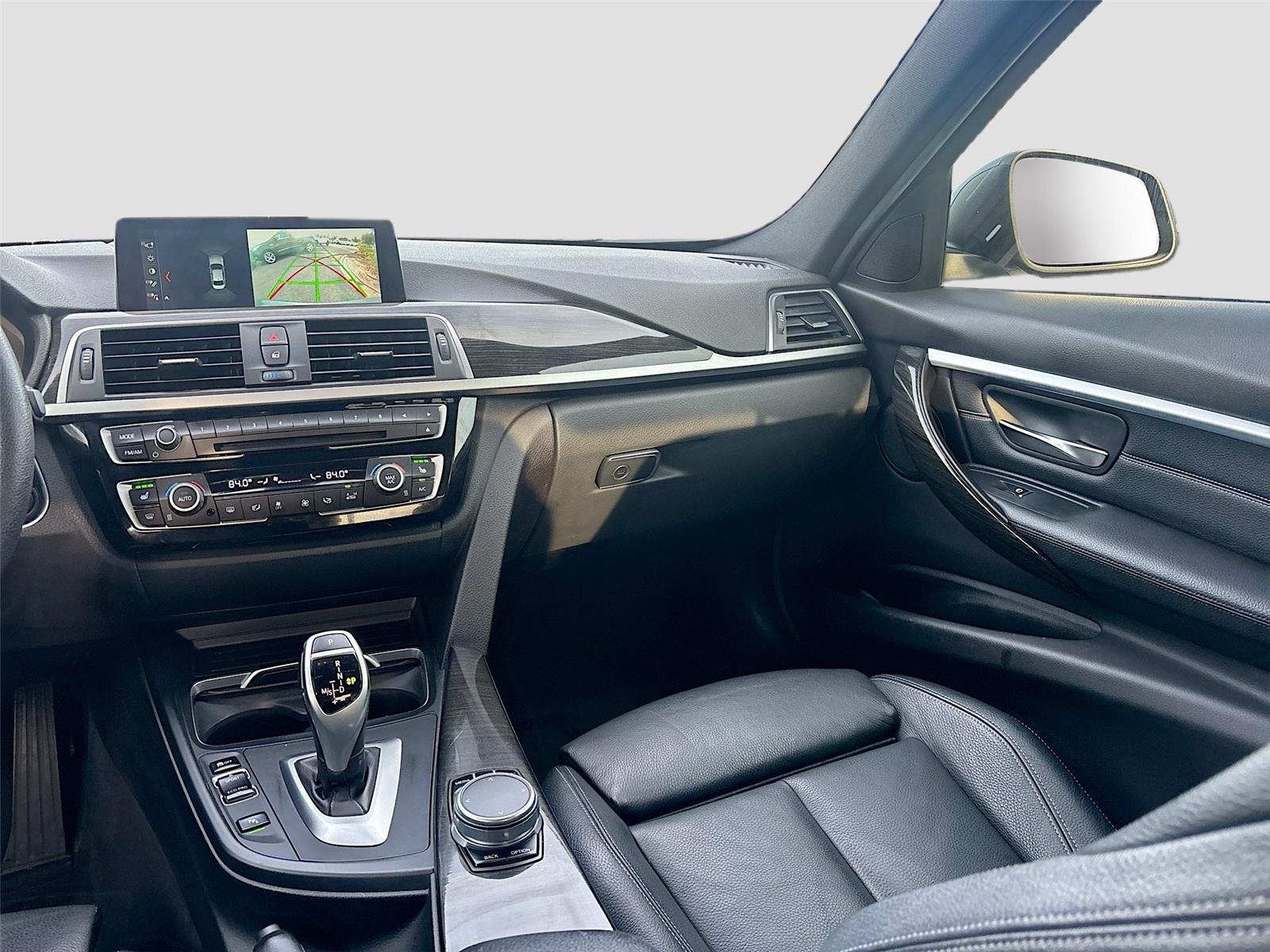 2017 BMW 3 Series 330i