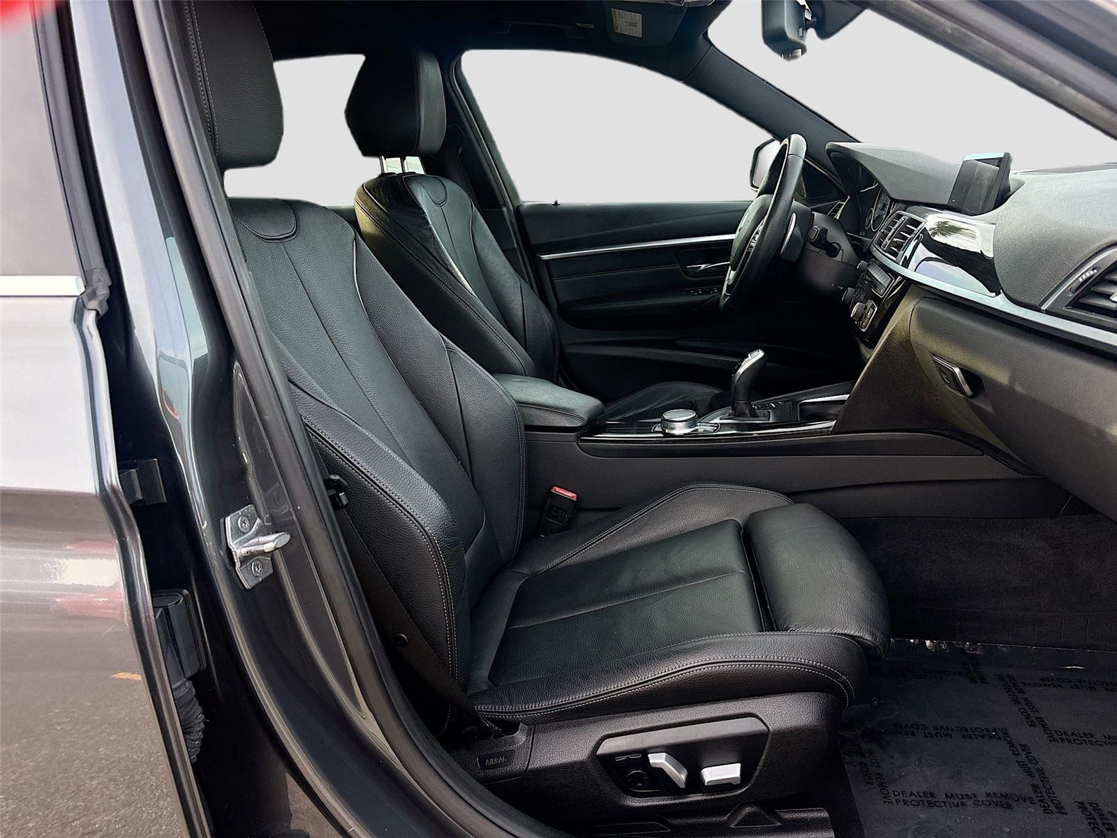 2017 BMW 3 Series 330i