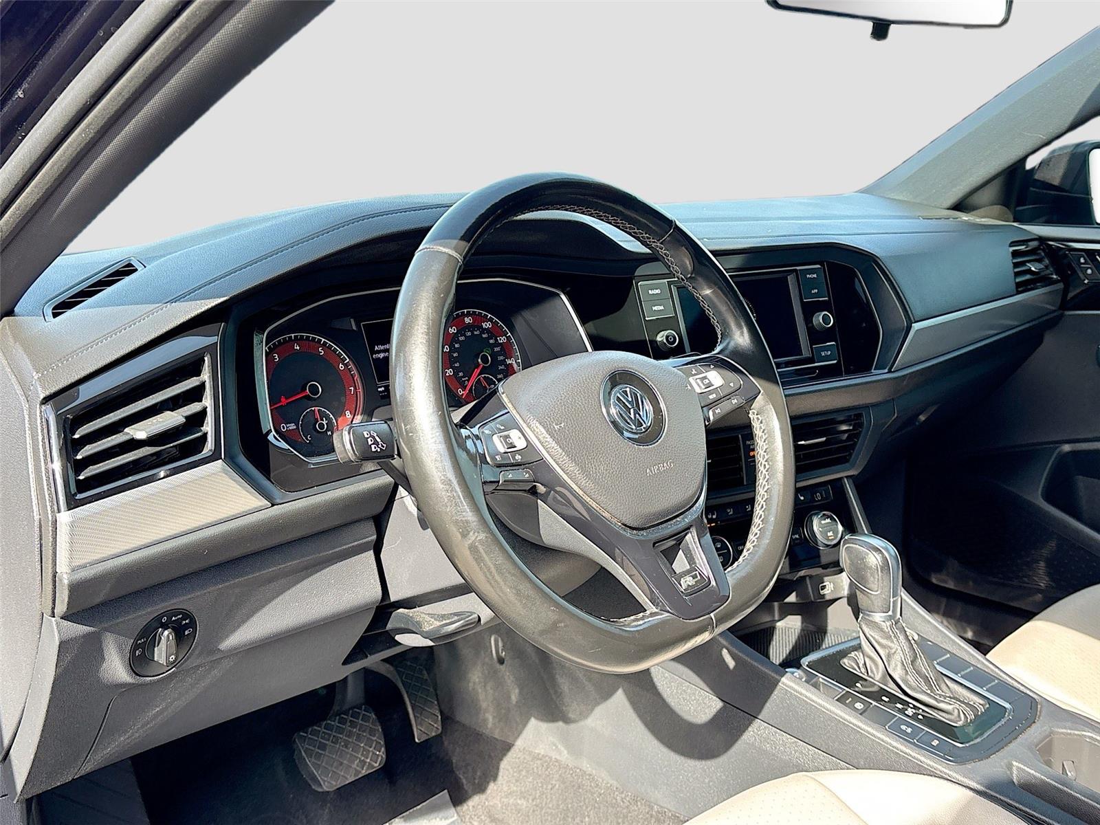 2019 Volkswagen Jetta R-Line