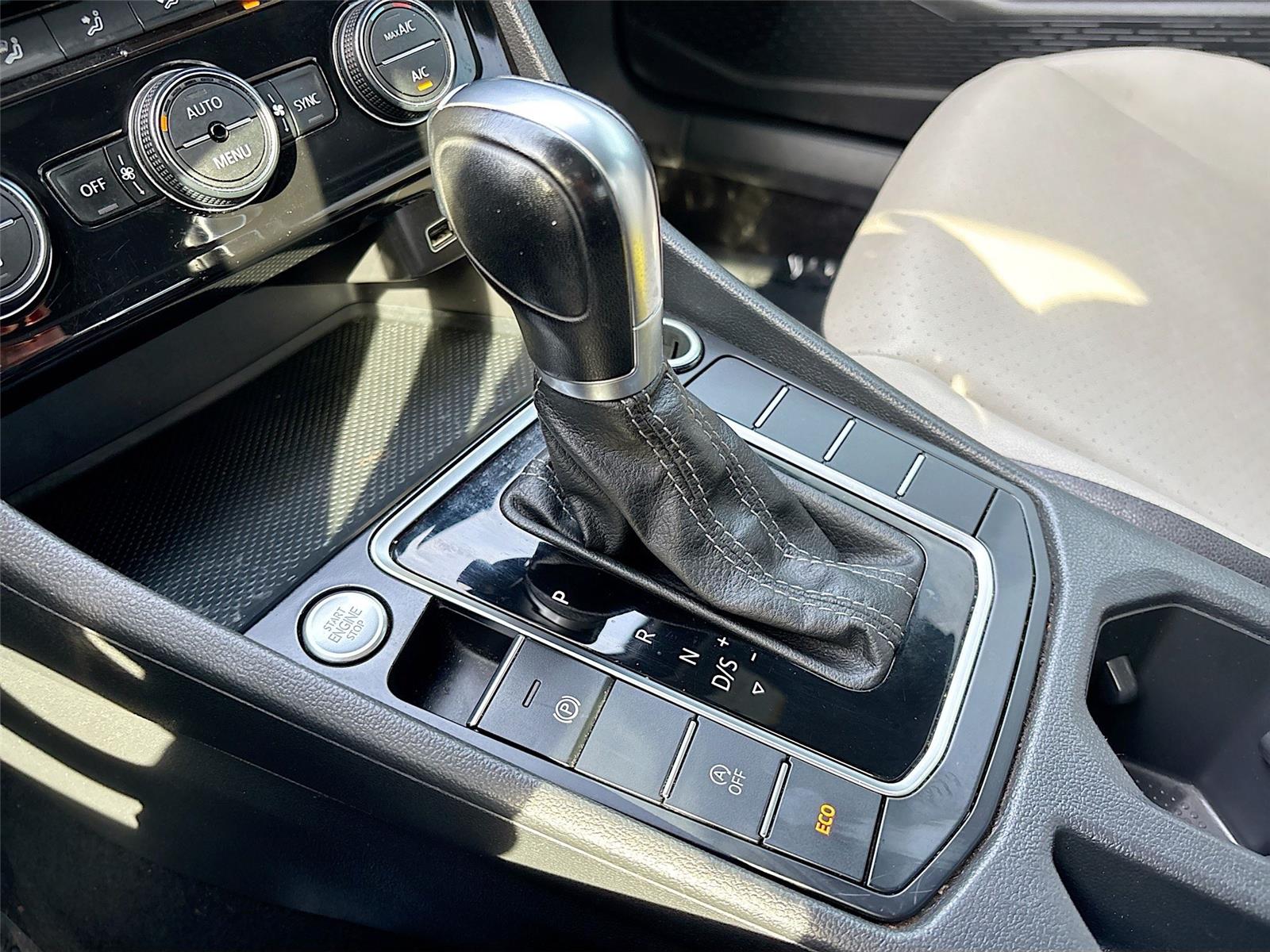 2019 Volkswagen Jetta R-Line