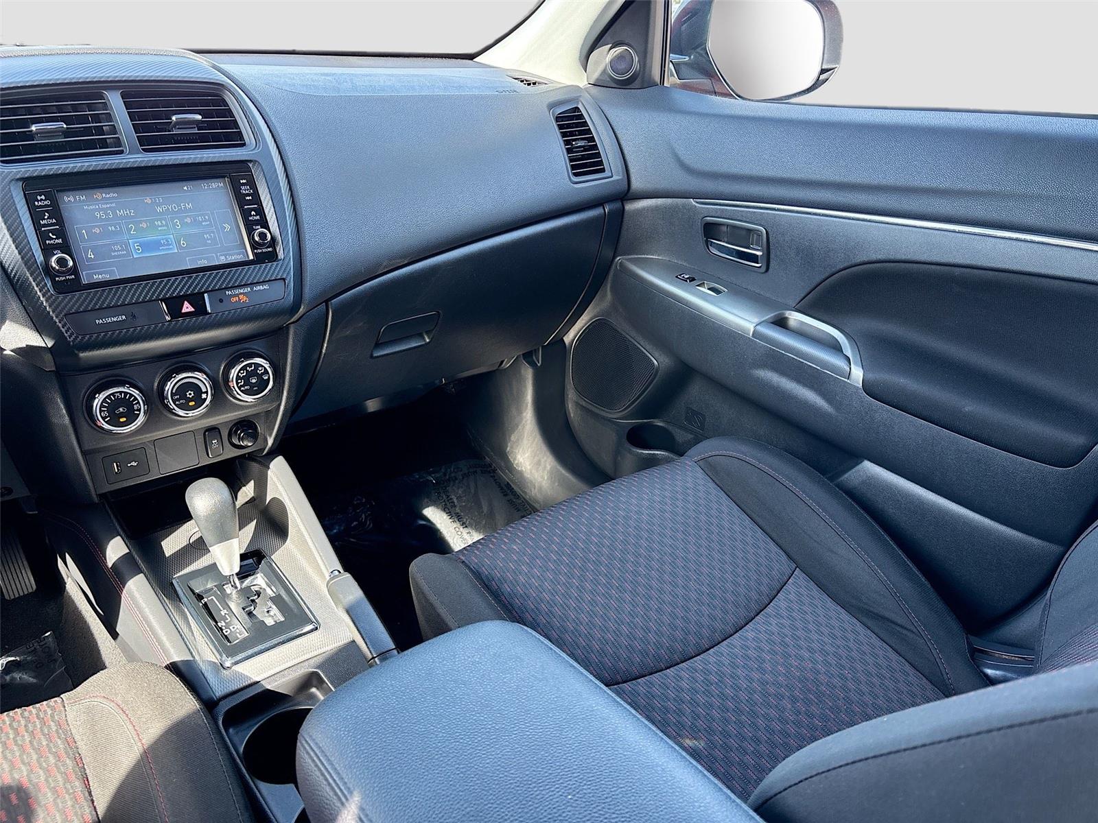 2019 Mitsubishi Outlander Sport ES 2.0