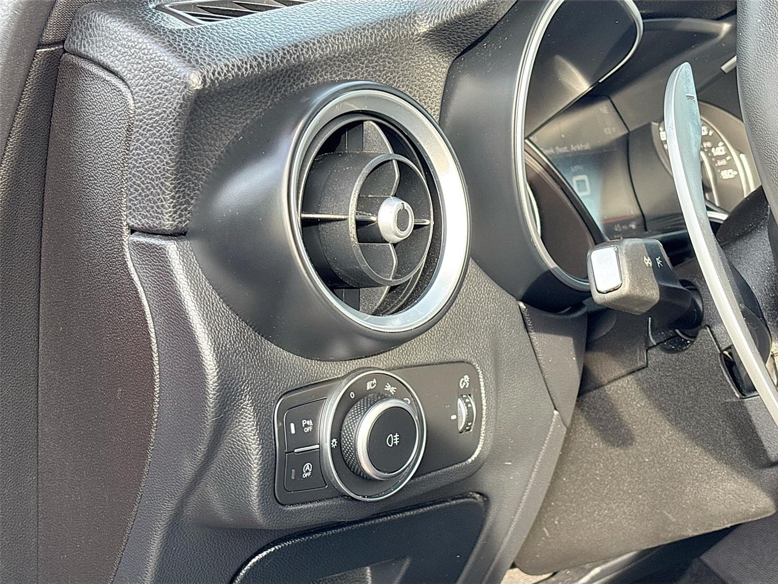 2019 Alfa Romeo Stelvio Ti Sport