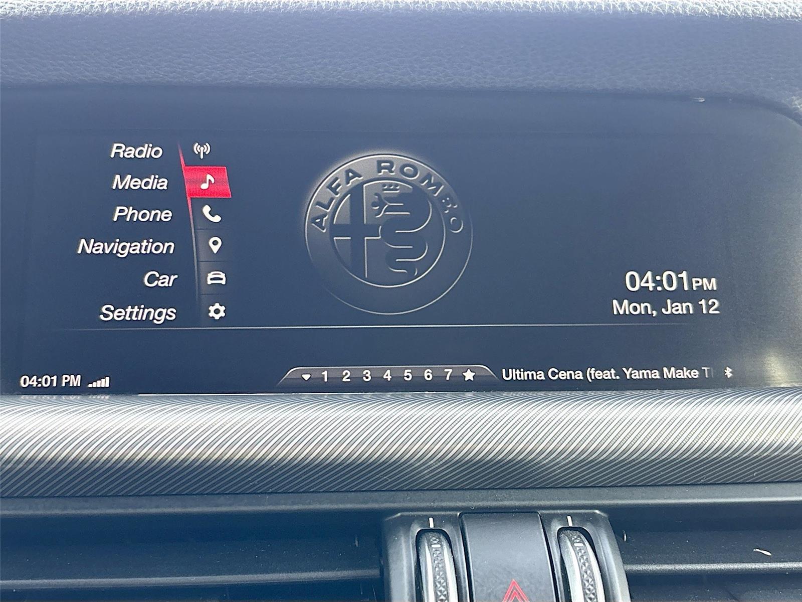 2019 Alfa Romeo Stelvio Ti Sport