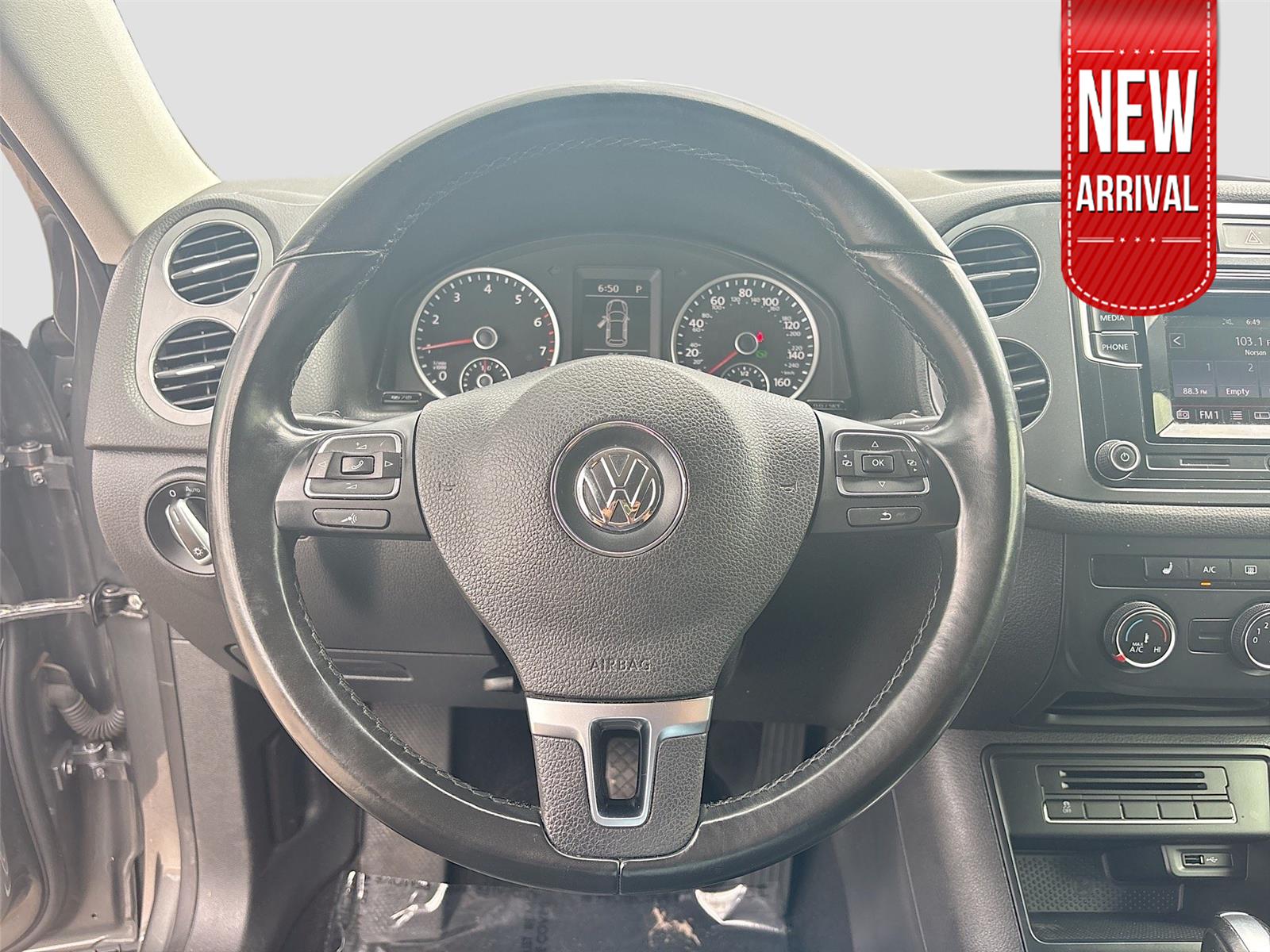 2016 Volkswagen Tiguan S