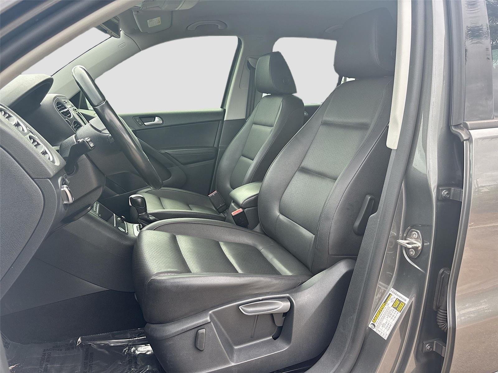 2016 Volkswagen Tiguan S