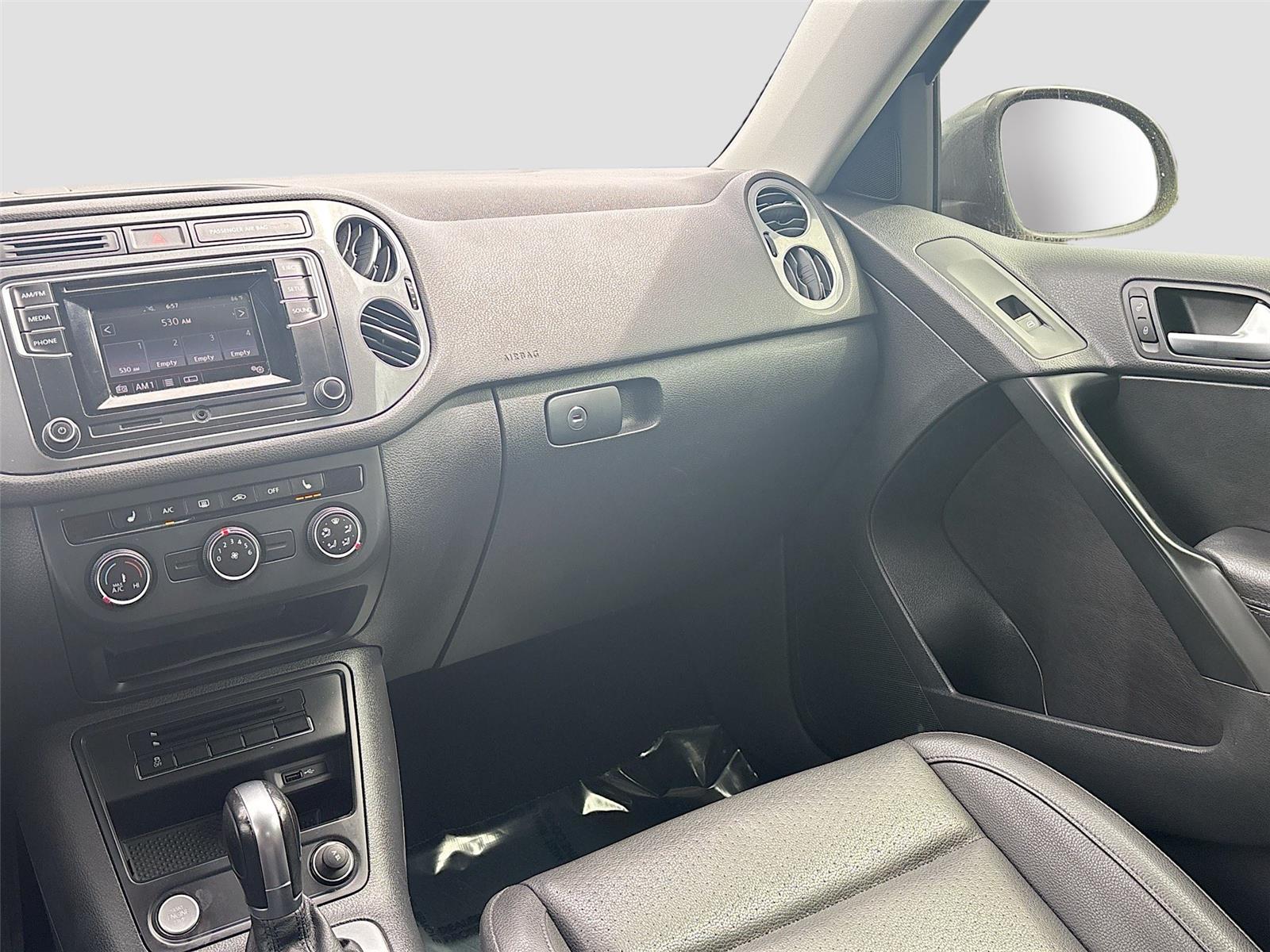 2016 Volkswagen Tiguan S