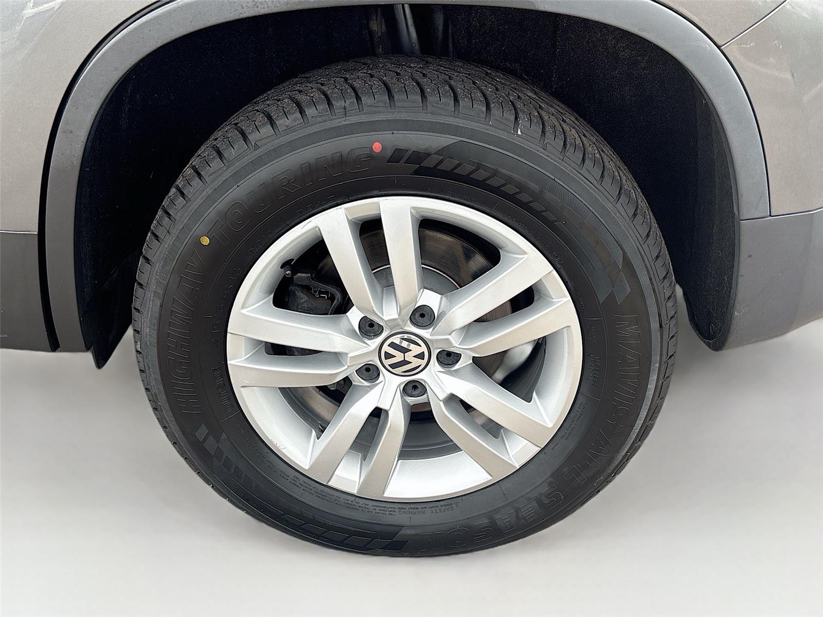 2016 Volkswagen Tiguan S