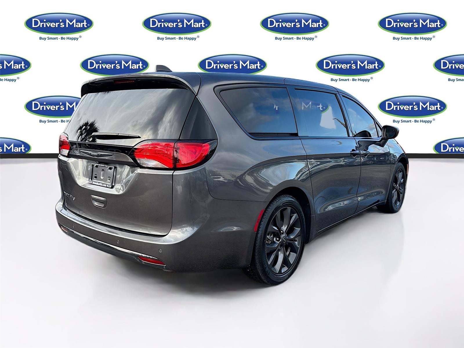 2019 Chrysler Pacifica Touring Plus