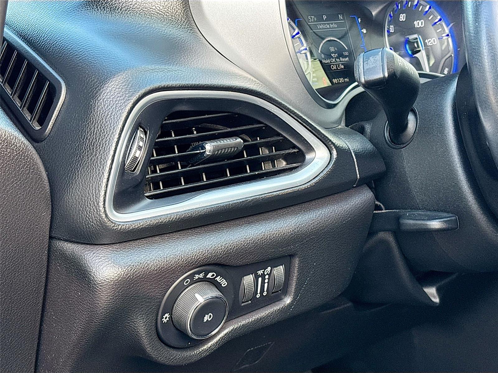 2019 Chrysler Pacifica Touring Plus