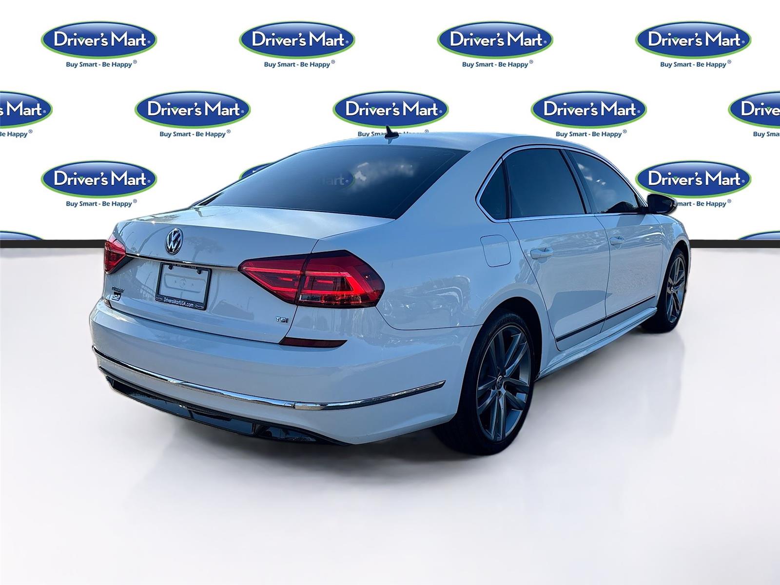 2016 Volkswagen Passat 1.8T R-Line w/Comfort Pkg