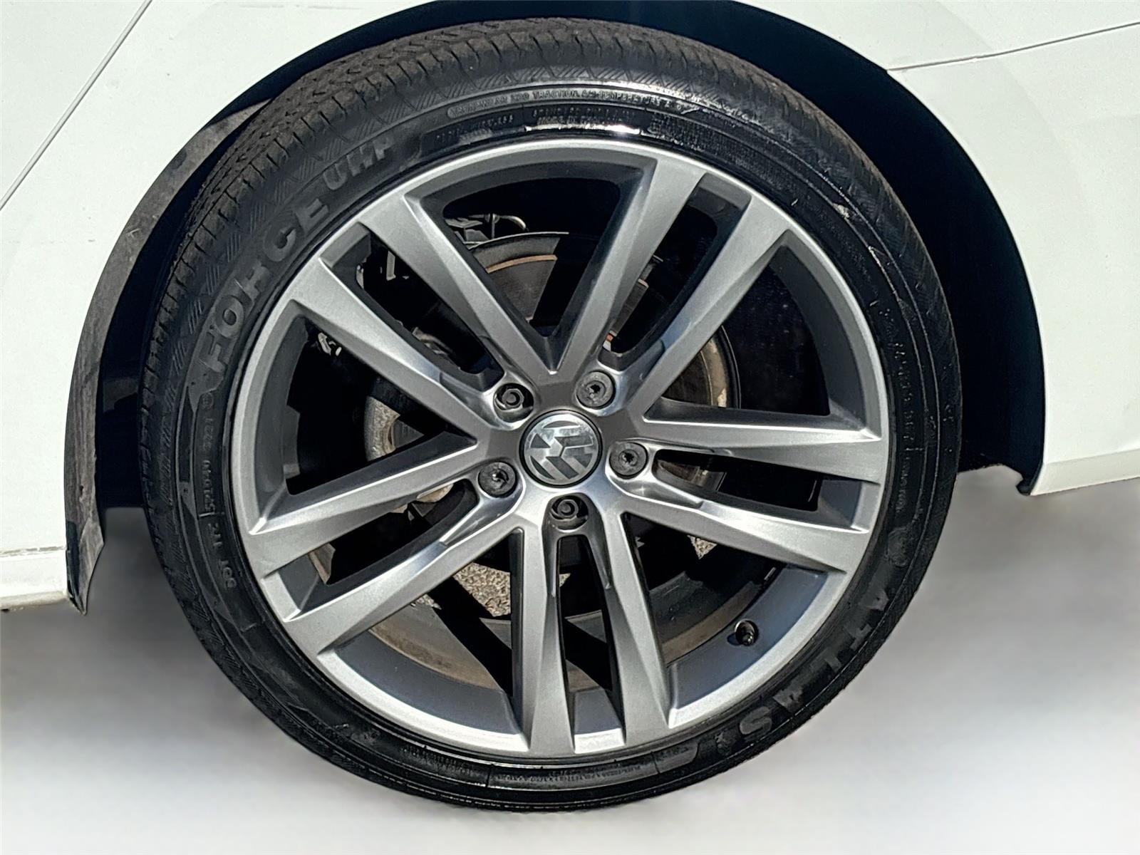 2016 Volkswagen Passat 1.8T R-Line w/Comfort Pkg