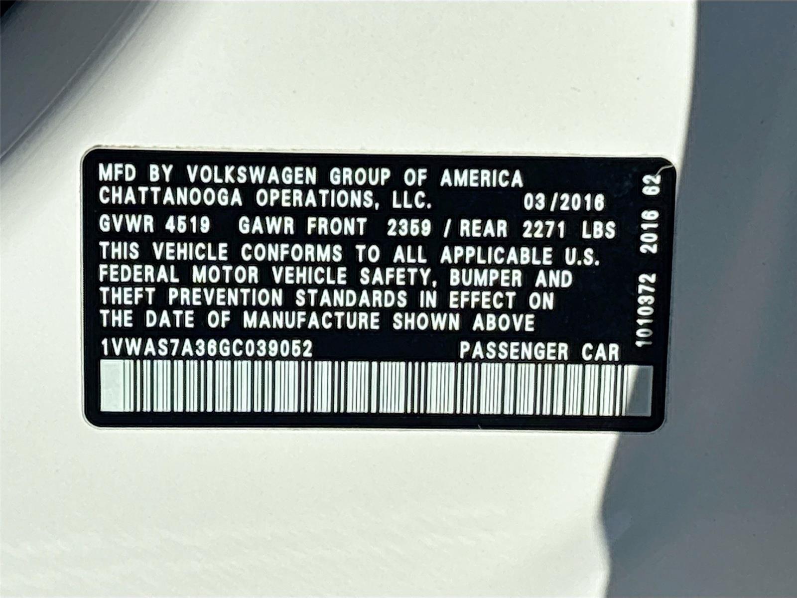 2016 Volkswagen Passat 1.8T R-Line w/Comfort Pkg