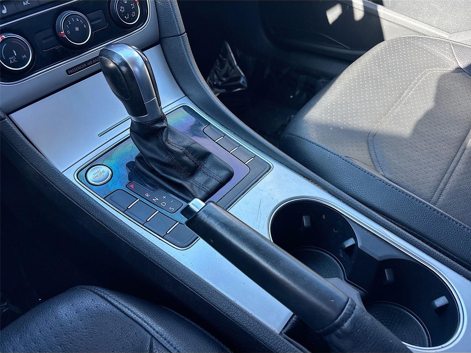 2019 Volkswagen Passat 2.0T Wolfsburg Edition