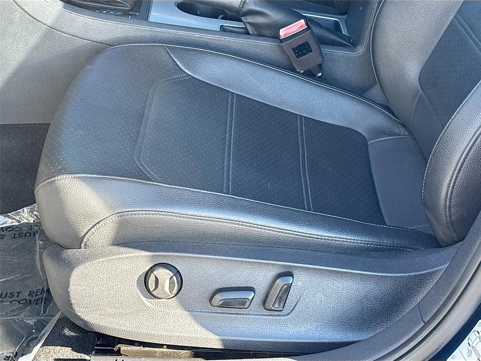 2019 Volkswagen Passat 2.0T Wolfsburg Edition