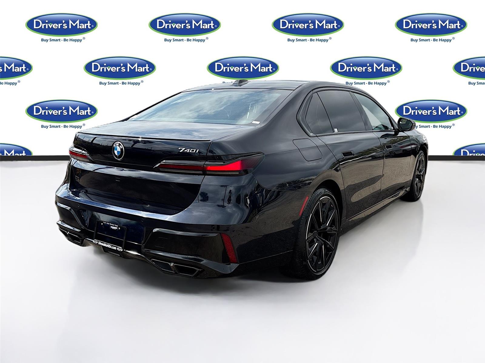 2023 BMW 7 Series 740i