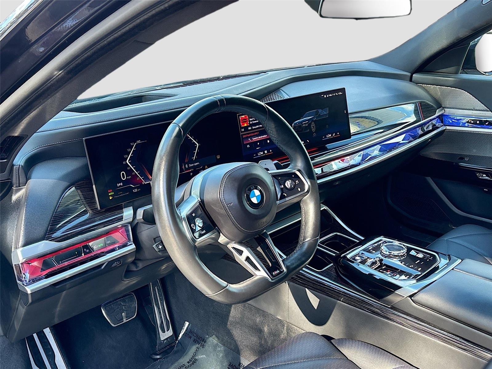 2023 BMW 7 Series 740i