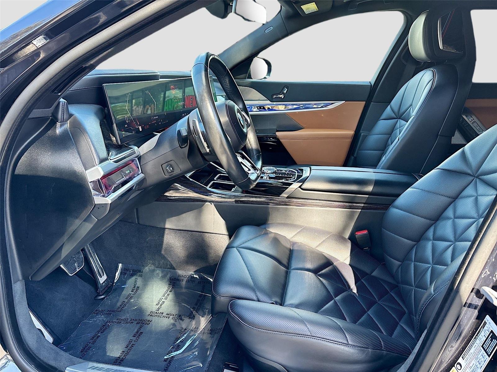 2023 BMW 7 Series 740i