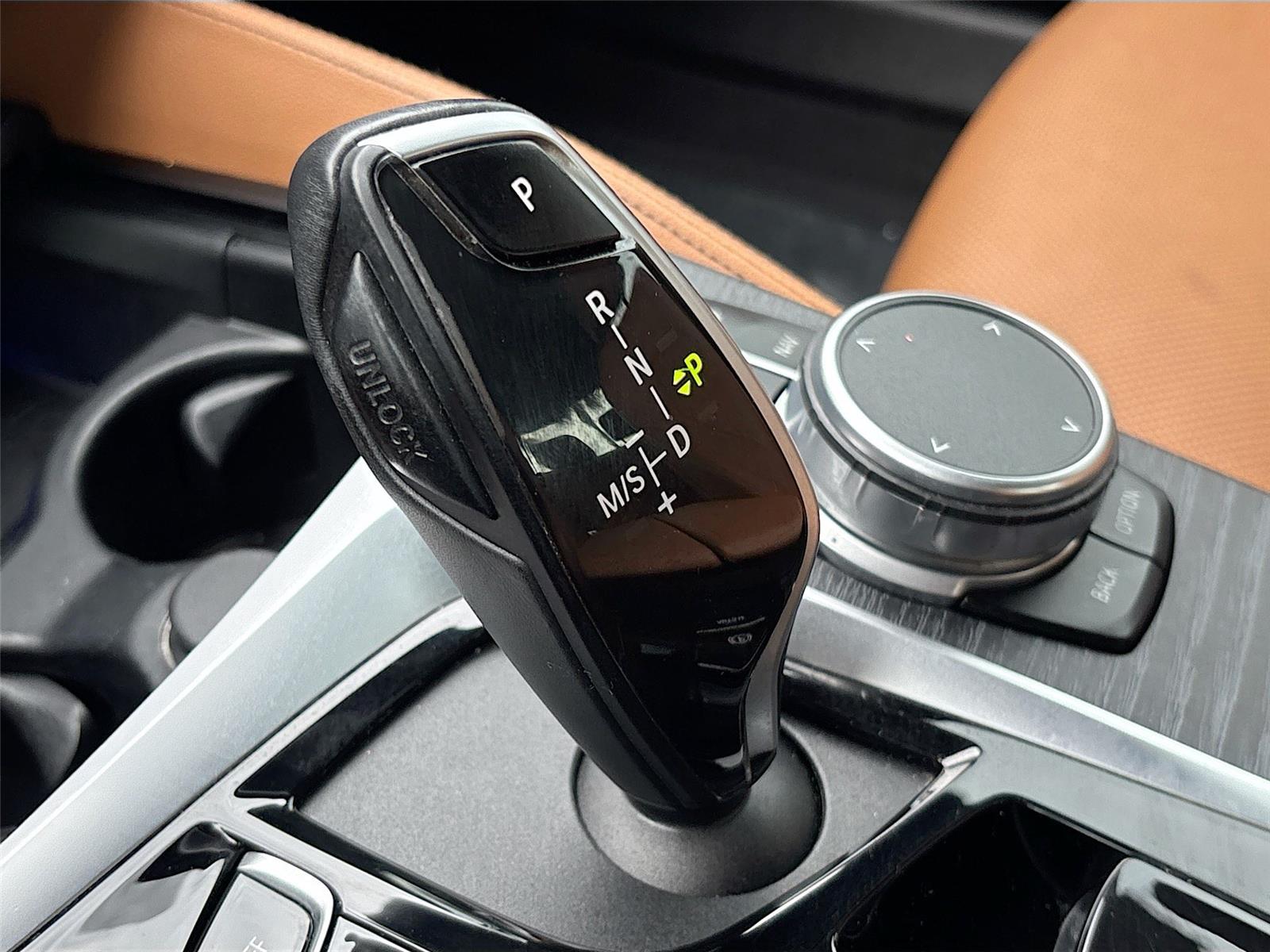 2021 BMW 5 Series 530i