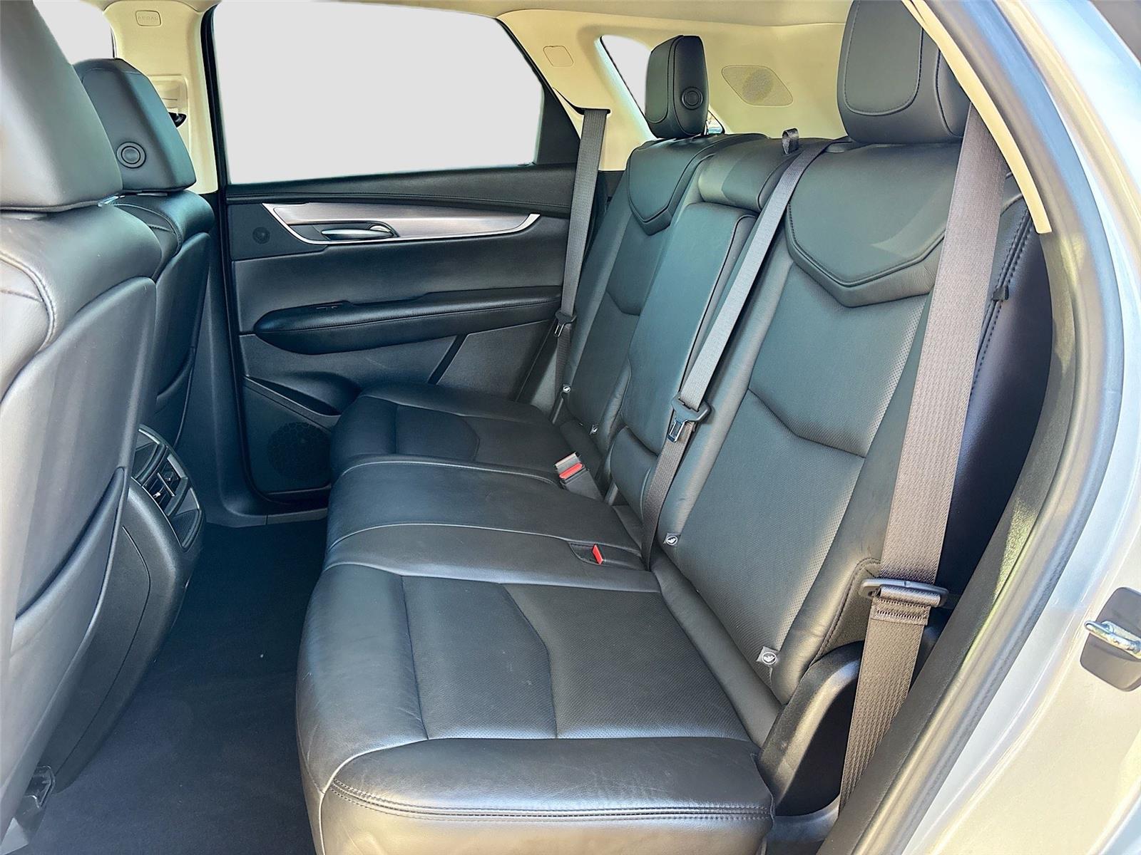 2018 Cadillac XT5 Luxury FWD