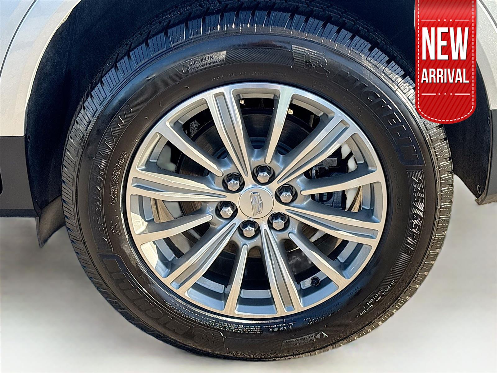 2018 Cadillac XT5 Luxury FWD