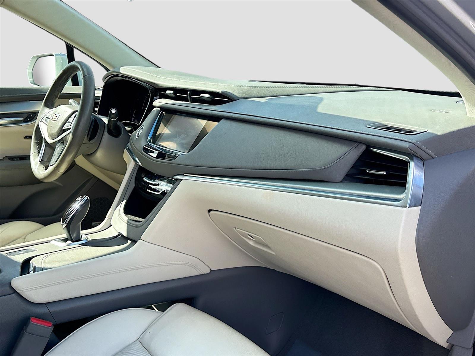 2017 Cadillac XT5 Luxury FWD