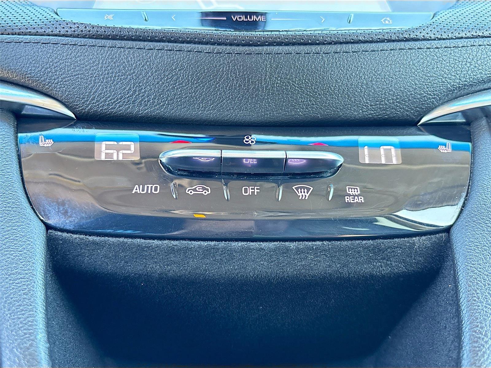 2017 Cadillac XT5 Luxury FWD