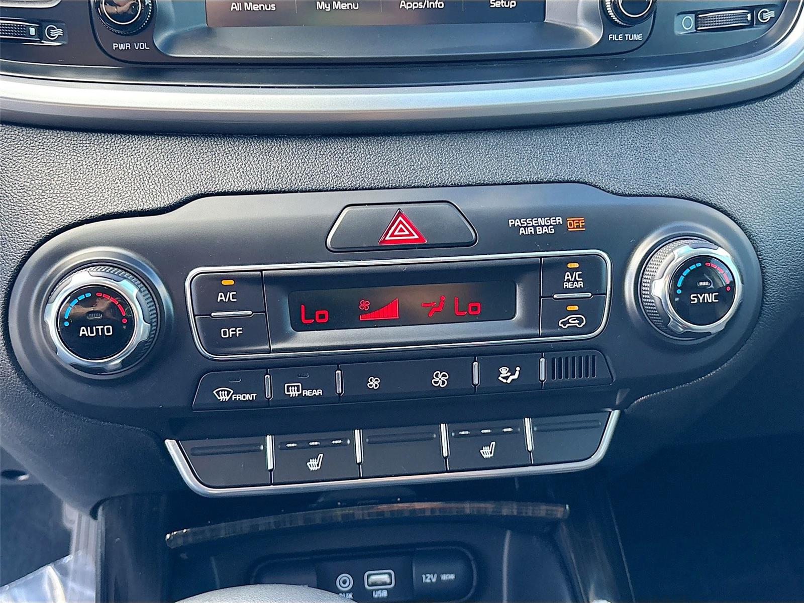 2020 Kia Sorento EX V6