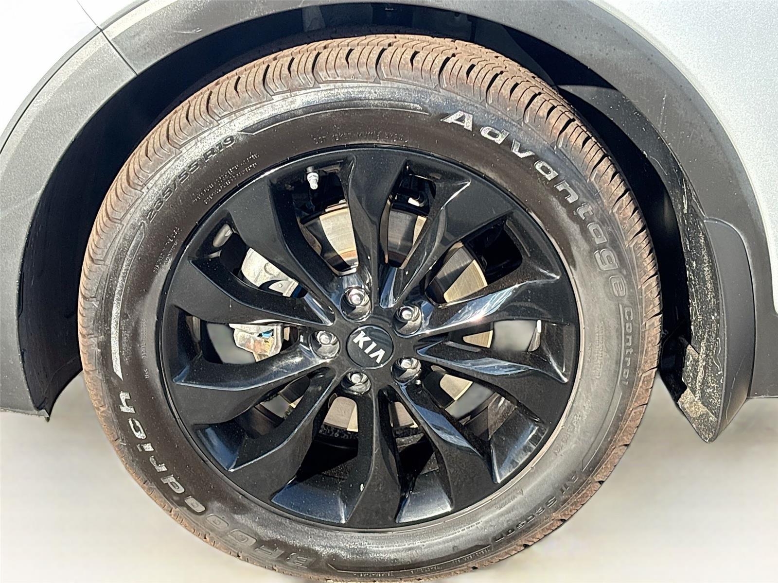 2020 Kia Sorento EX V6