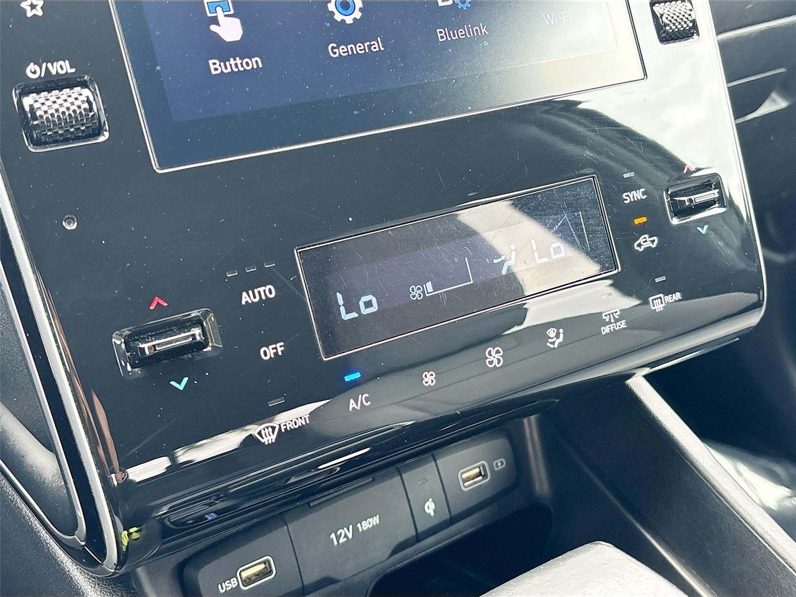 2022 Hyundai Santa Cruz SEL Premium