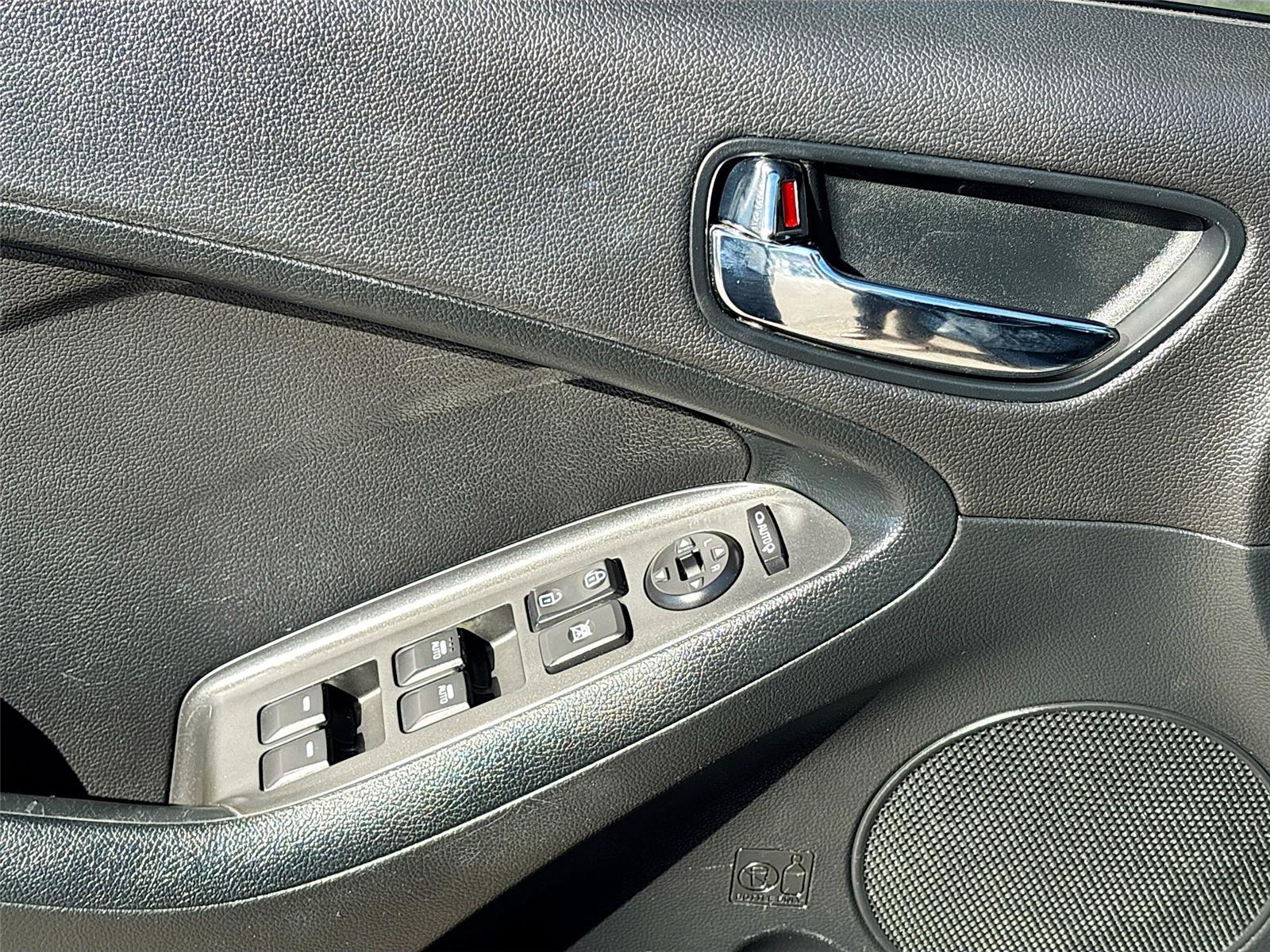 2015 Kia Forte 5-Door EX